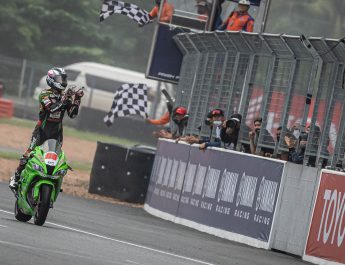 “ซีเค” พลิกเข้าวิน OR BRIC Superbike สนามสุดท้าย “แสตมป์”ผงาดบัลลังก์แชมป์ประจำปี